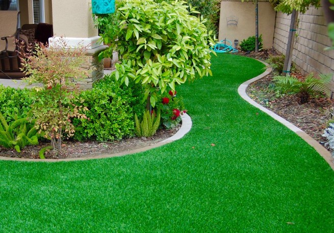 artificial grass in your garden