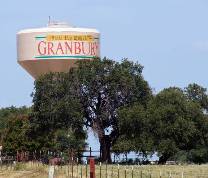 Grandbury water tank during daytime - Granbury Artificial Grass Experts