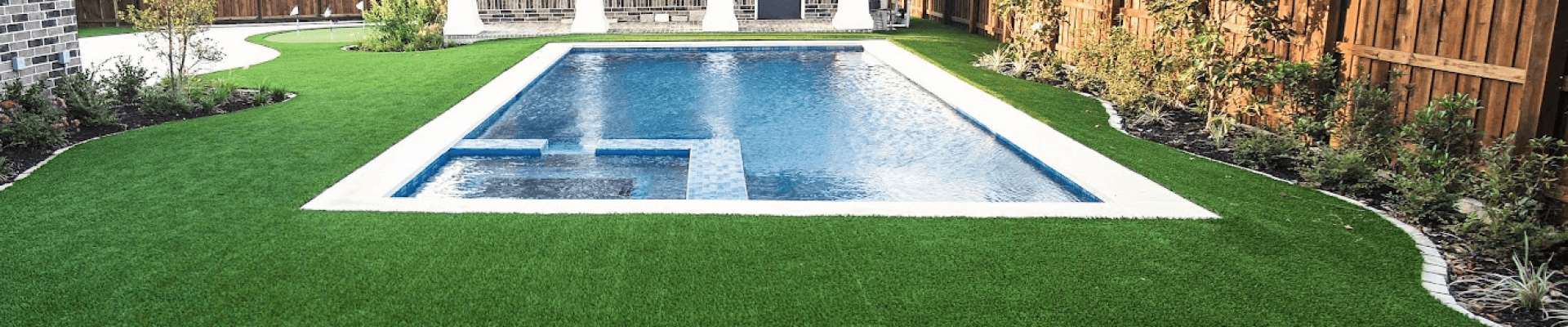 advantage of artificial grass in poolside